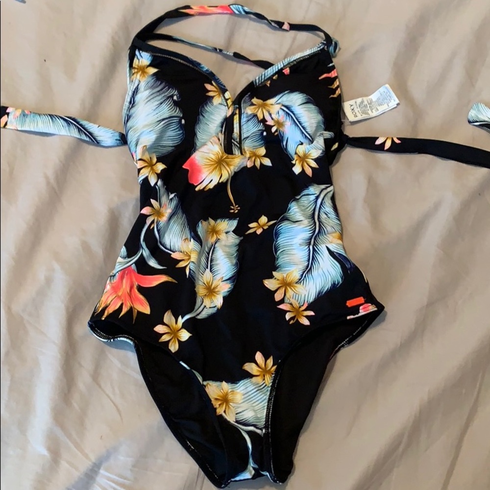 One piece bathing suit